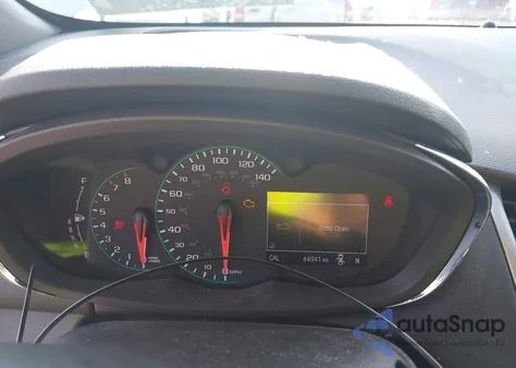 2021 Chevrolet Trax Fwd Ls z USA, uszkodzony, nr VIN KL7CJKSB0MB309981